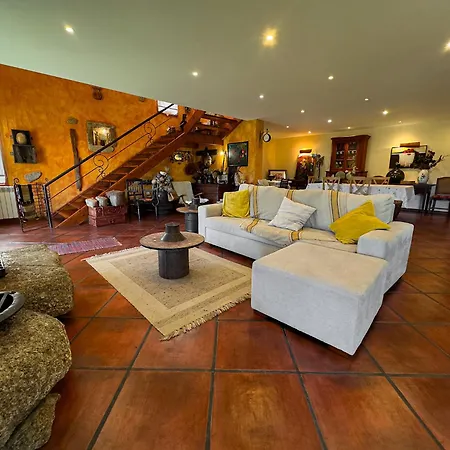Olival House *